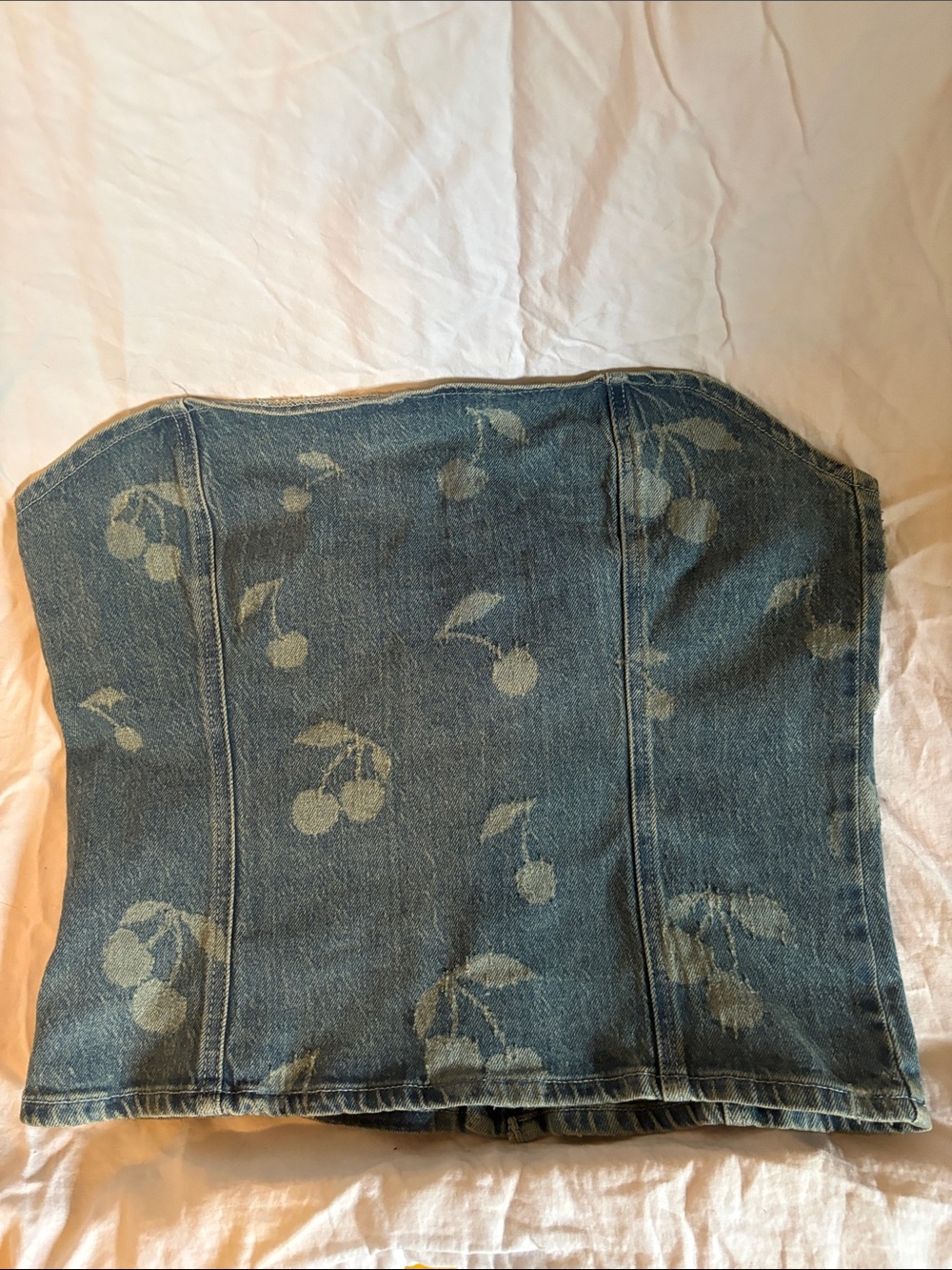 Vero  Moda Y2K  We Do Denim Strapless Distressed Bustier Top With Cherry Design